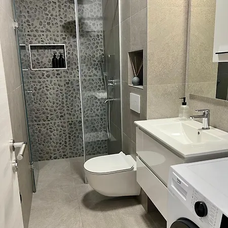 Noero - With Seaview